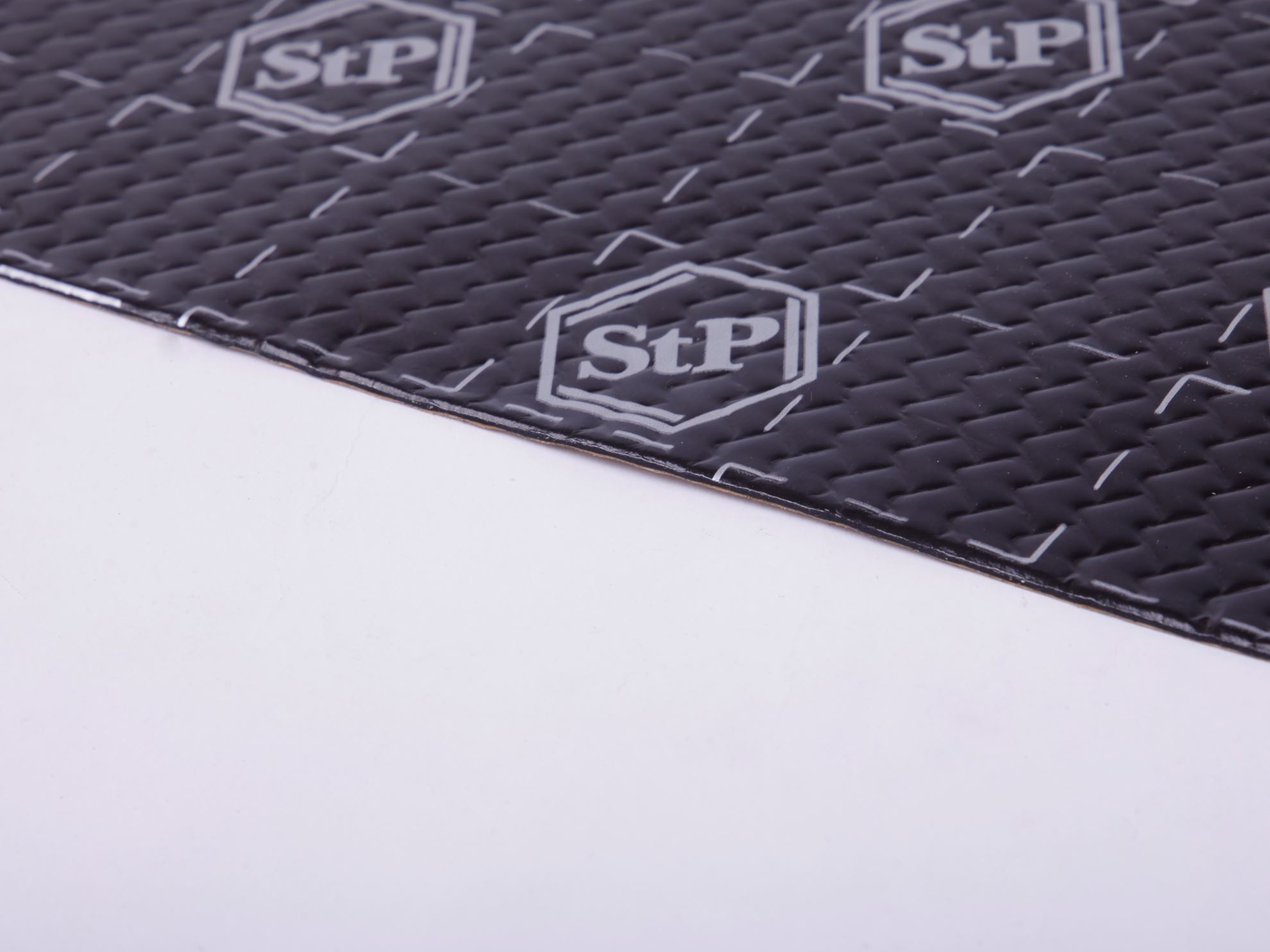 0006804_-stp-black-silver-bulk-pack