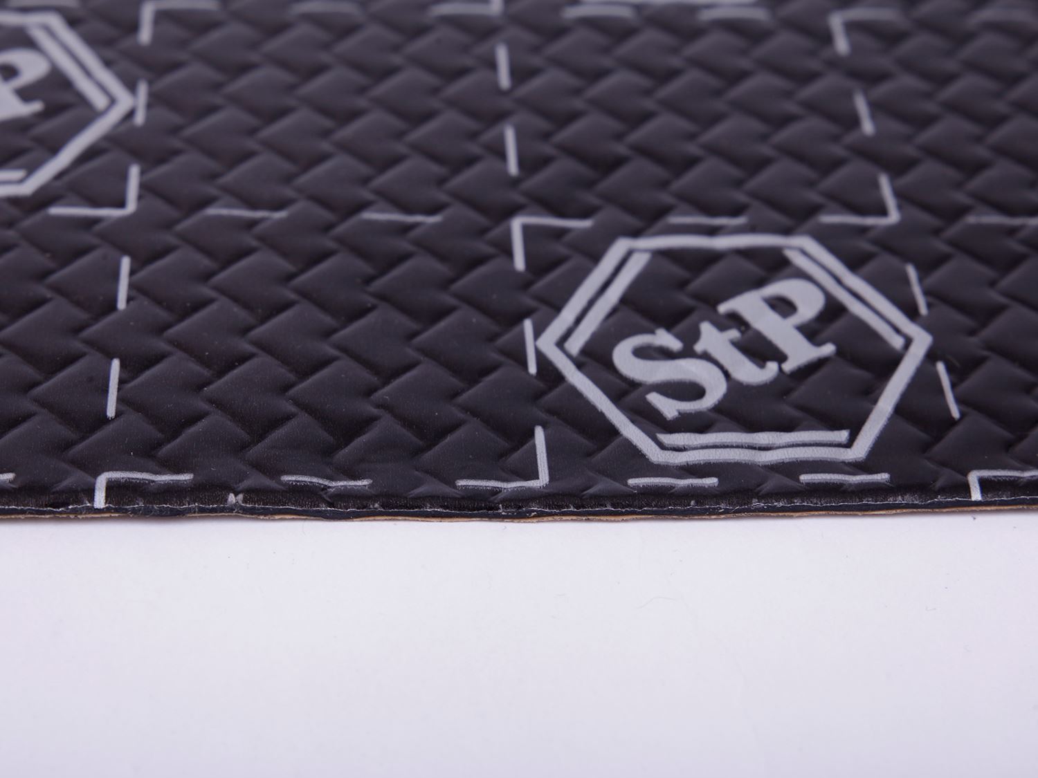 0006804_-stp-black-silver-bulk-pack