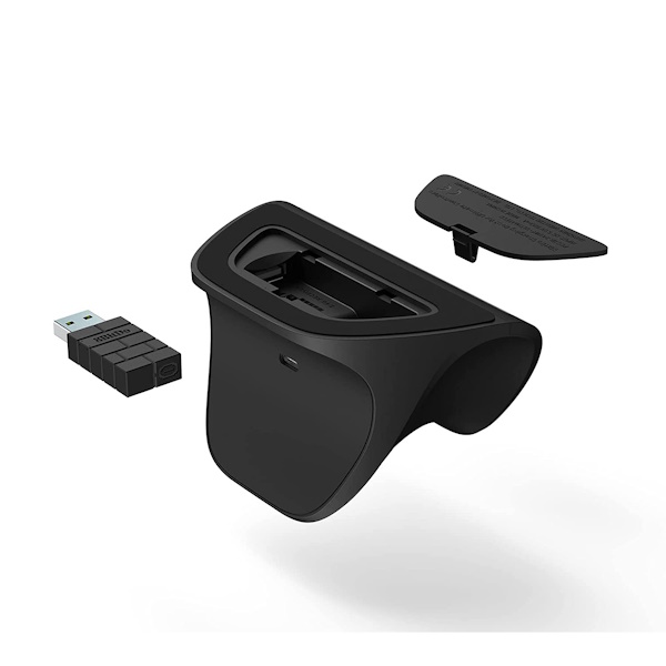 8bitdo-ultimate-with-charging-dock